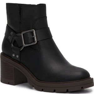 Lucky Brand NWT Slyvin Black Ankle Boot